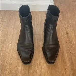 Gucci | Shoes | Gucci Black Leather Boots With Silver Accent  display picture 1